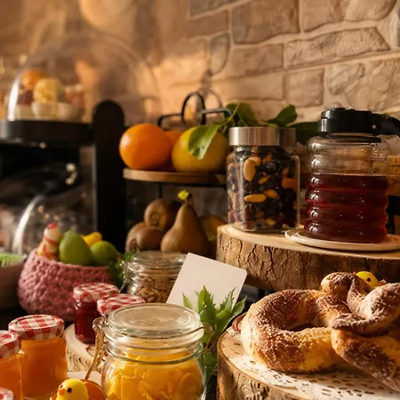 Cristalli Di Luce Bed & Breakfast 3*